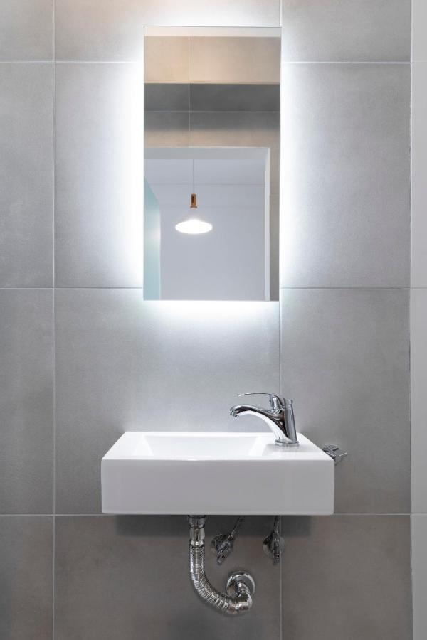 Cove Suites Apartment Nea Iraklitsa Bagian luar foto